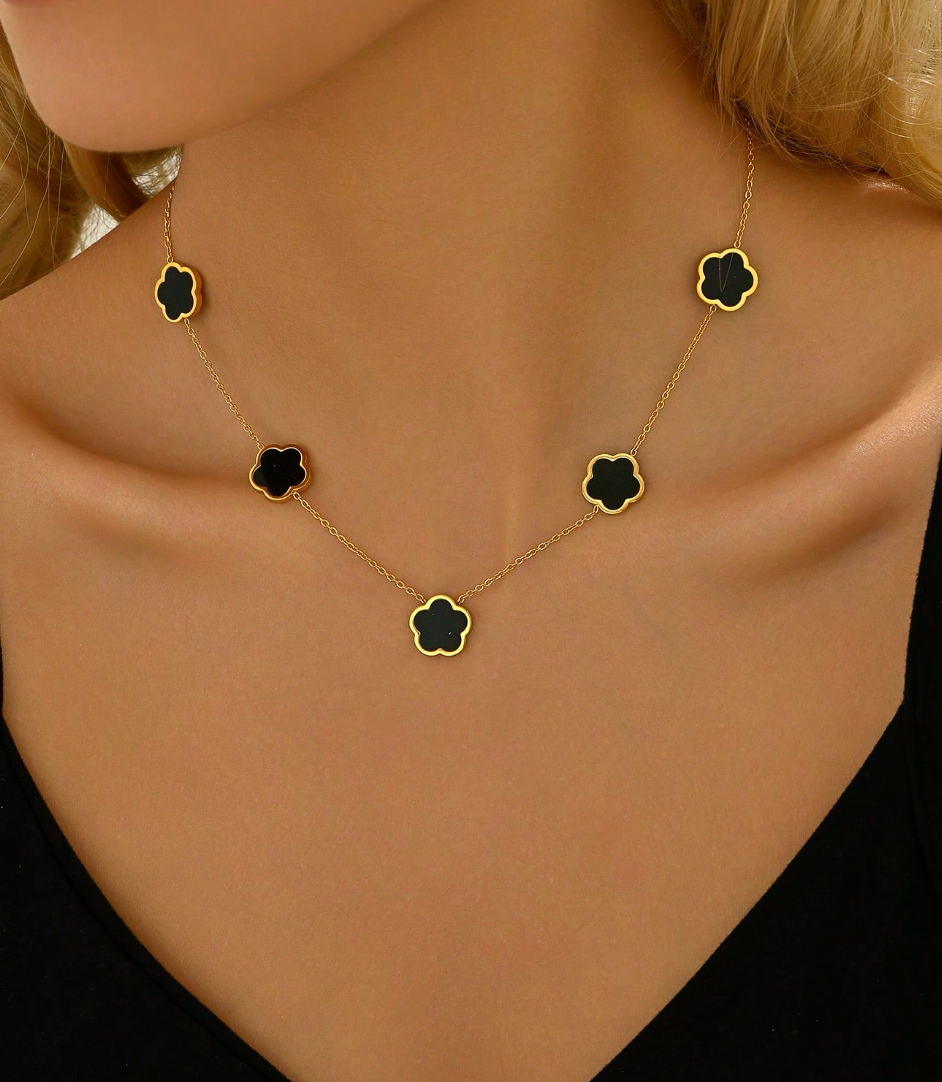 Clover Black