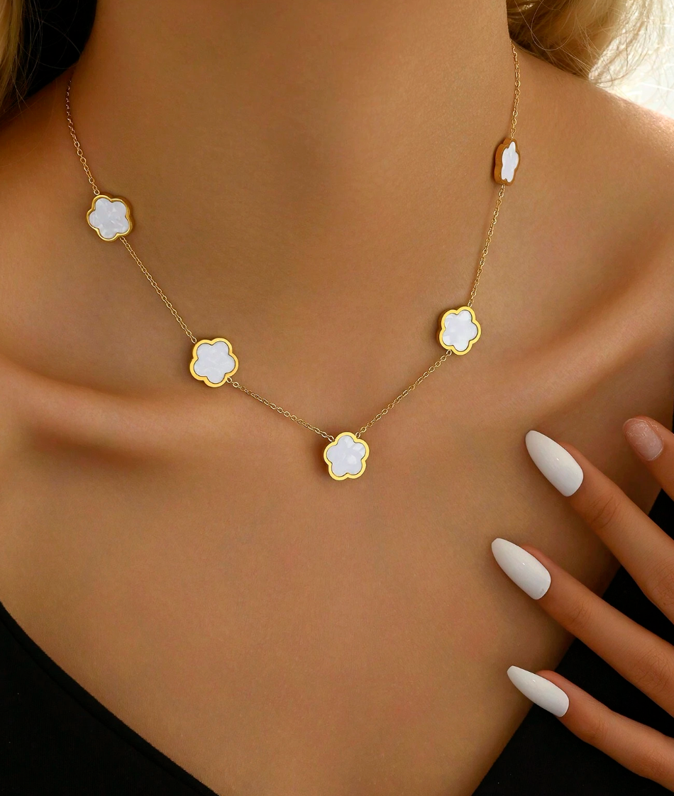 Clover White