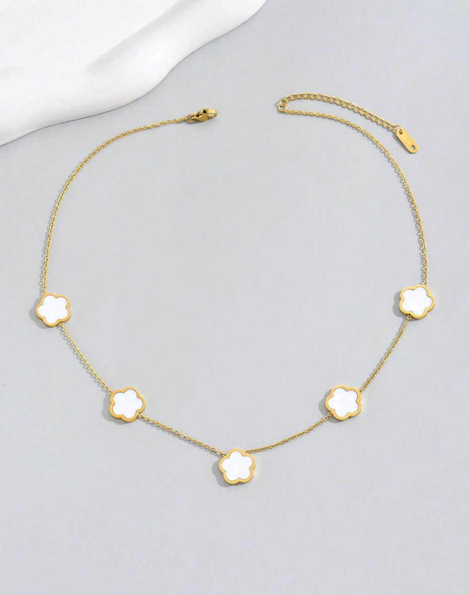 Clover White