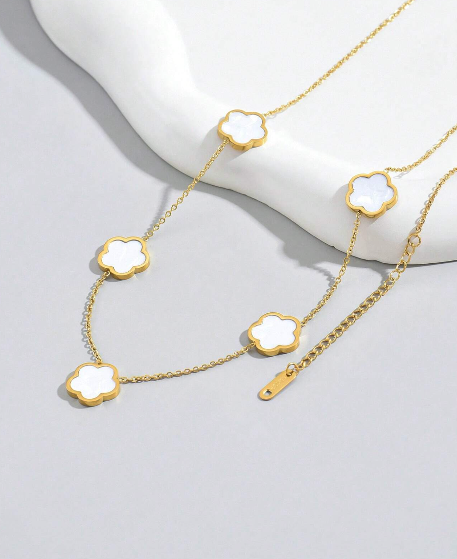 Clover White