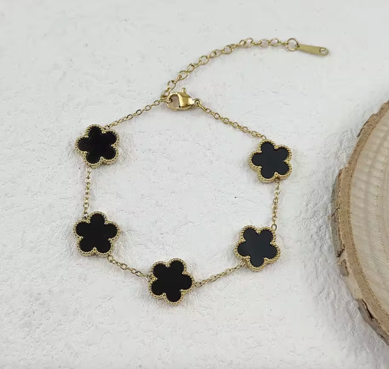 Clover Black